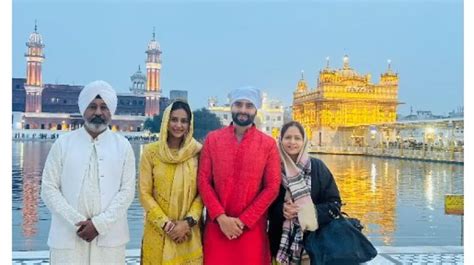 Rakul Preet Golden temple: रकुलप्रीत सिंह ने पति जैकी के साथ श्री दरबार ...