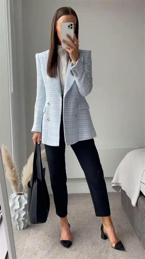 Business-Casual Work Attire 的图像结果