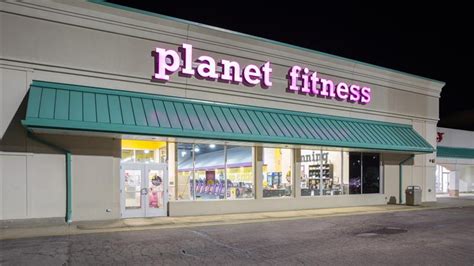 Gym in Morton Grove, IL | 7300 Dempster St | Planet Fitness