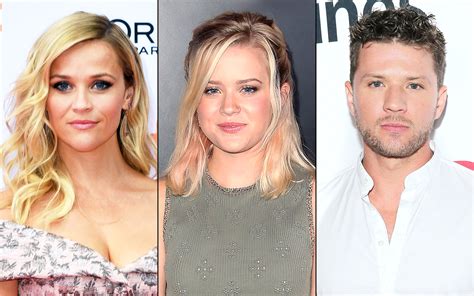 Reese Witherspoon, Ryan Phillippe’s Daughter Ava’s Solo Red Carpet Debut