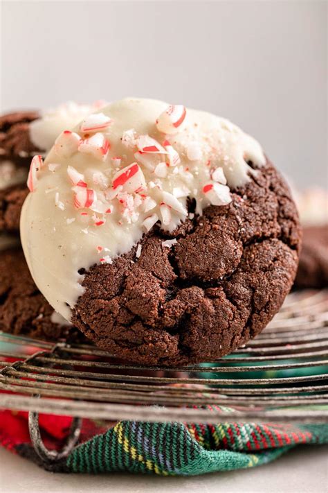 Peppermint Bark Cookies Recipe - Dinner, then Dessert