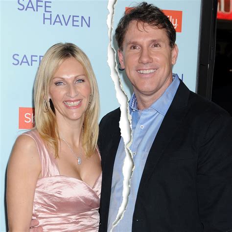 Nicholas Sparks Splits From Wife Cathy After 25 Years of Marriage | Us ...