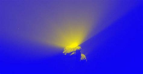 Comet That Exploded 的图像结果