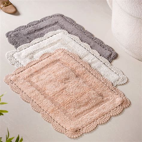 Set Of 3 Crochet Bordered Cotton Floor Mats Online - Premium Floor Mat ...