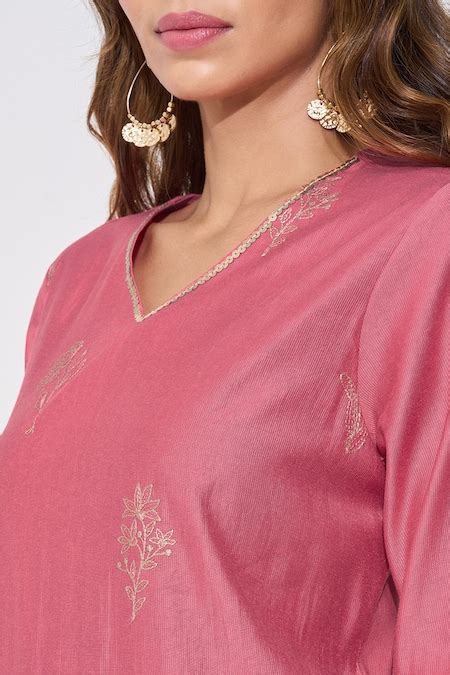 Red Embroidered Midi Festive Women Regular Fit Kurtas - Selling Fast at ...