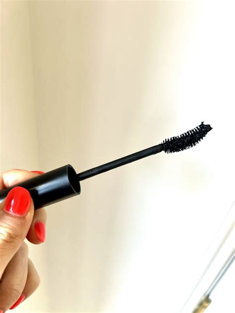 I Tried Jones Road The Mascara (and Now Love it)