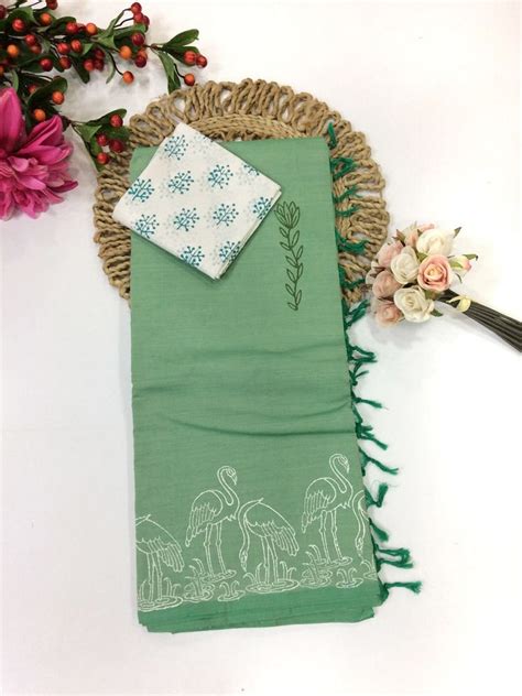 Maheshwari Silk Sarees: A Timeless Weave of Royal Heritage – Handpicked ...
