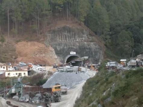 Uttarkashi tunnel disaster, 40 laborers trapped for 50 hours ...