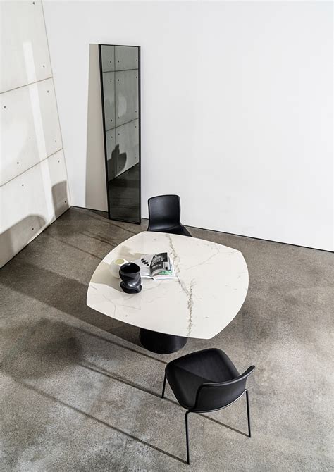 Totem extensible & designer furniture | Architonic