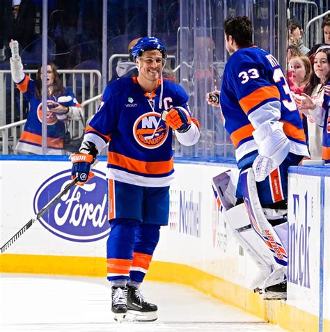 Islanders 5, Ducks 2: Two points, two PPG, but Horvat hurt | Lighthouse Hockey