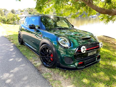 2018 british racing green jcw – Artofit