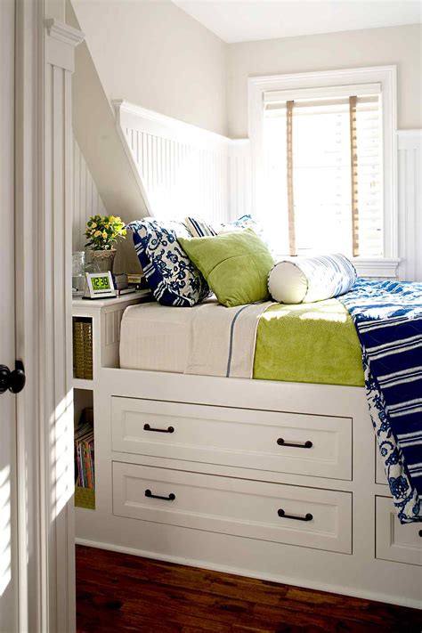 39+ Small Bedroom Ideas: Maximise Space and Style in 2025