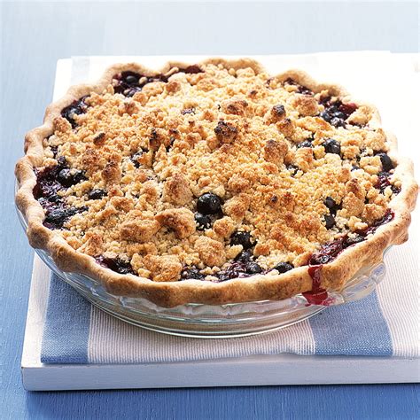 martha stewart blueberry pie with crumb topping