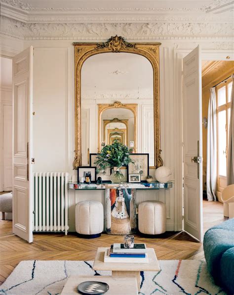 LOOK THIS HOME: French Art Deco Apartment in Paris