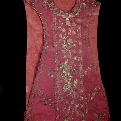 Antique Spanish Silk Embroidered Chasuble | Kodner Auctions