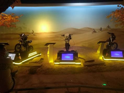 银川文旅体验游戏：VR赛车游戏 | 上海集英科技