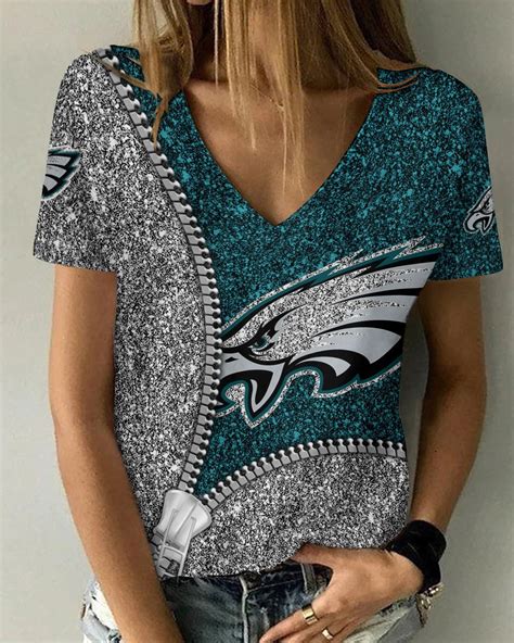 Philadelphia Eagles Personalized V-neck Women T-shirt BG679 - Dadturtle