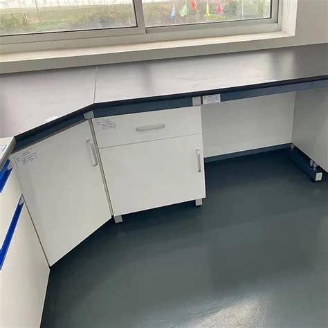 Science Table 的图像结果