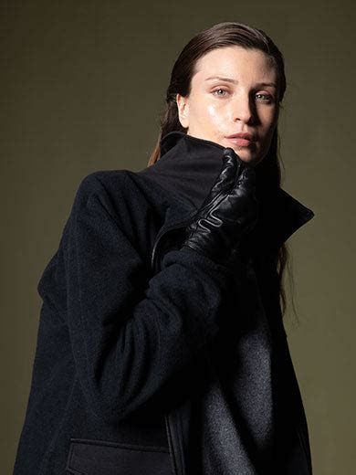 Women – Love Pangolin