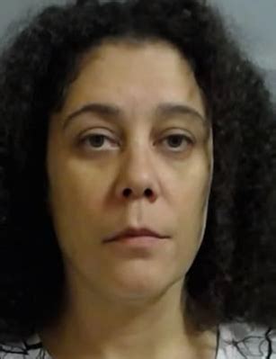 Woman who assaulted federal agents arrested, charged following ICE ...