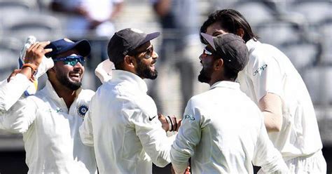 Perth Test: Australia hold slight advantage after India’s bowlers ...