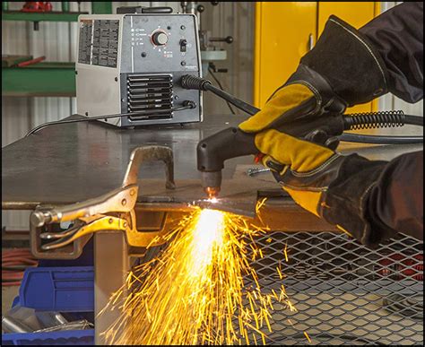 How to Use a Plasma Cutter 的图像结果