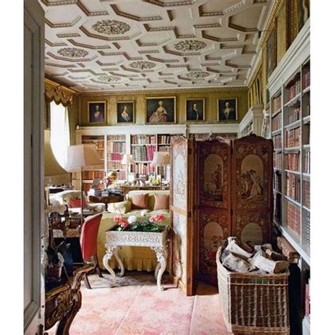 Design Wednesdays - Planned Clutter – Parrot & Lily