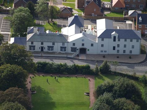 Old Trade 的图像结果