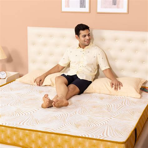 Buy OrthoMagic Popular Latex Mattress Online at Best Price - Kurlon