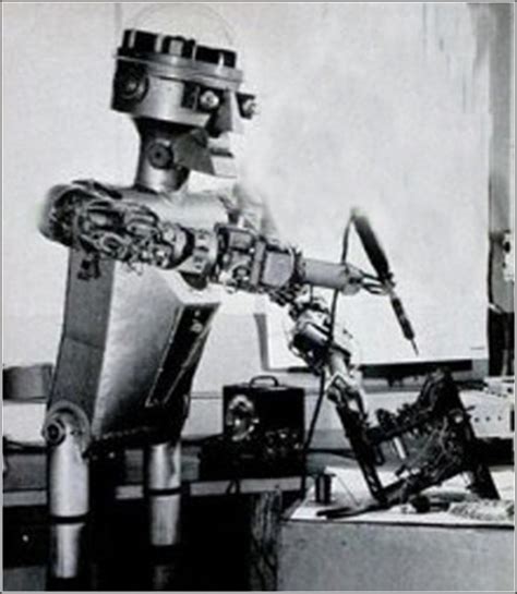 第一代机器人：示教再现型机器人_智能机器人-中关村在线