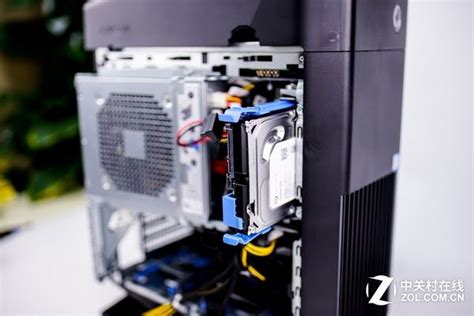 Alienware R8 Disassembly 的图像结果