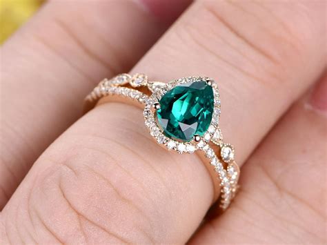 emerald engagement rings teardrop
