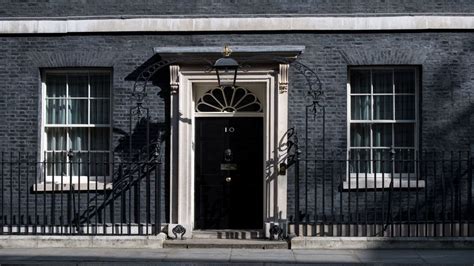 Not all world leaders live in palaces - Modest homes of presidents and ...