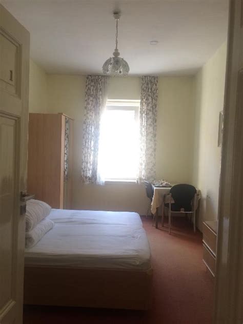 PENSION GEIGER (Munich) - Hotel Reviews & Photos - Tripadvisor