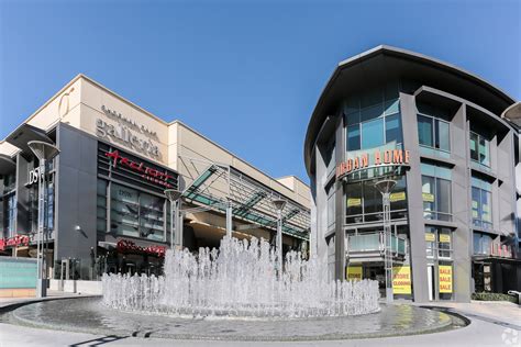 Regal Cinemas Replaces ArcLight at Iconic Los Angeles Mall in ...
