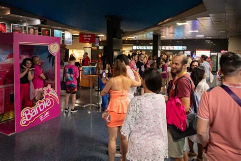 Cine Icària, última sesión agridulce por el fenómeno ‘Barbieheimer ...