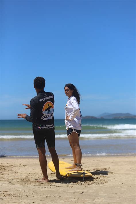Surf lessons in búzios