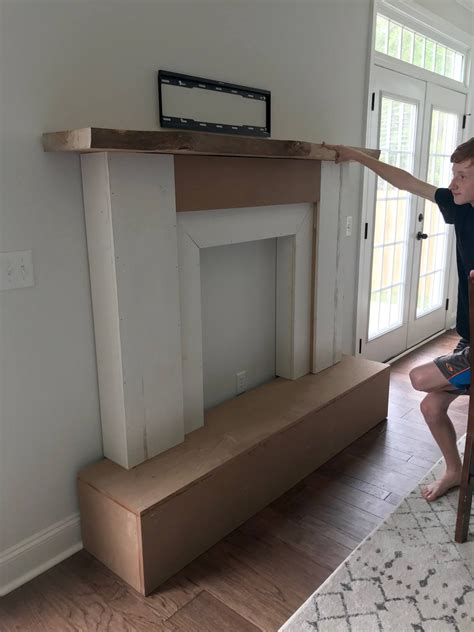 Diy faux fireplace mantel – Artofit