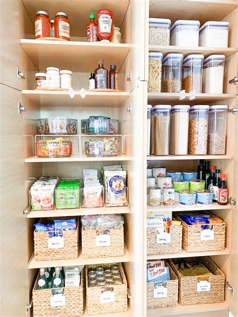 A Step-by-Step Guide to Organizing Your Kitchen Pantry | Kitchen ...