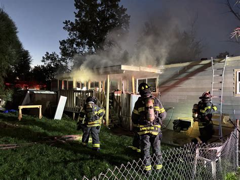 Fire crews extinguish fire at mobile home in Arvada | FOX31 Denver