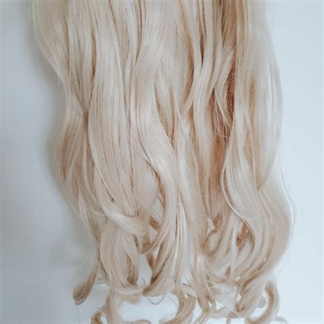 Stranded Hair Extensions Review - Style by Sam