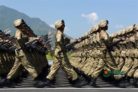 “强军路上新风采”全军摄影展将于22日在京开幕_军事_中国网