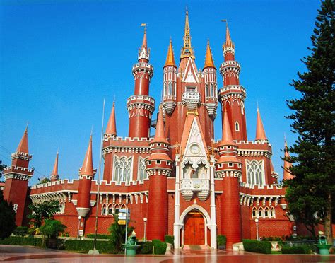 Must have experiences in Jakarta, Indonesia - GoTravelBlue