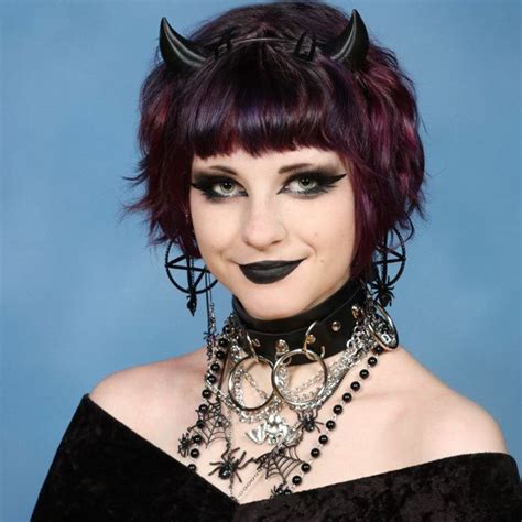 Goth Hairstyles For Short Hair
