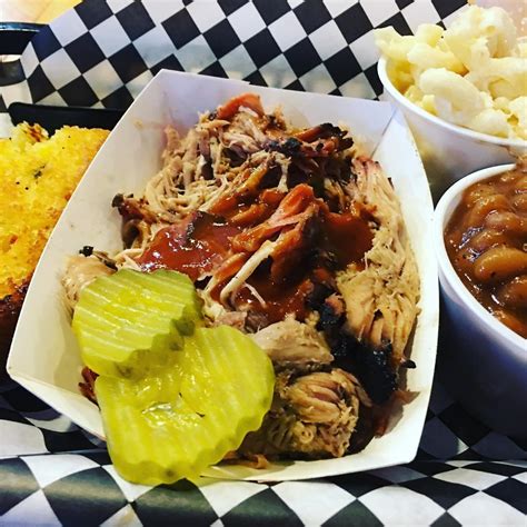 Moe's Original BBQ in Asheville, NC | Restaurant Review