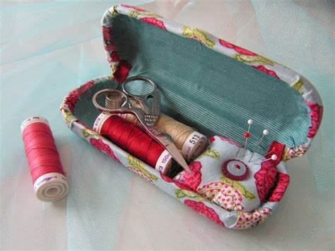 Sewing Kit, Kit For Adult, Home, Box Easy Carrying （訳ありセール格安）