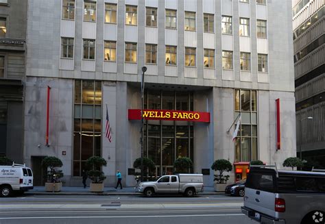Wells Fargo, the Bank With the Most US Branches, Gets Ready to Downsize ...