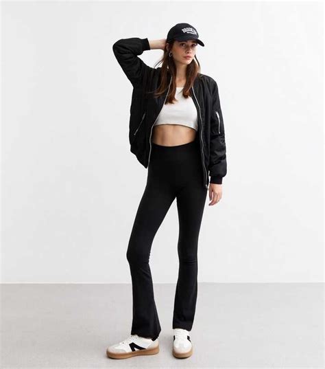 Black High Waist Flared Leggings | New Look