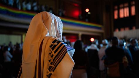 Capturing the Religions of New York on Camera - The New York Times - religion in new york