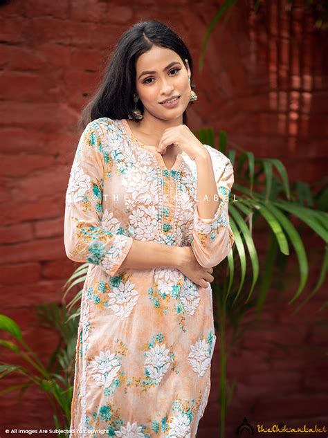 Darmiyan Mulmul Cotton Kurti Palazzo Set-Peach|The Chikan Label